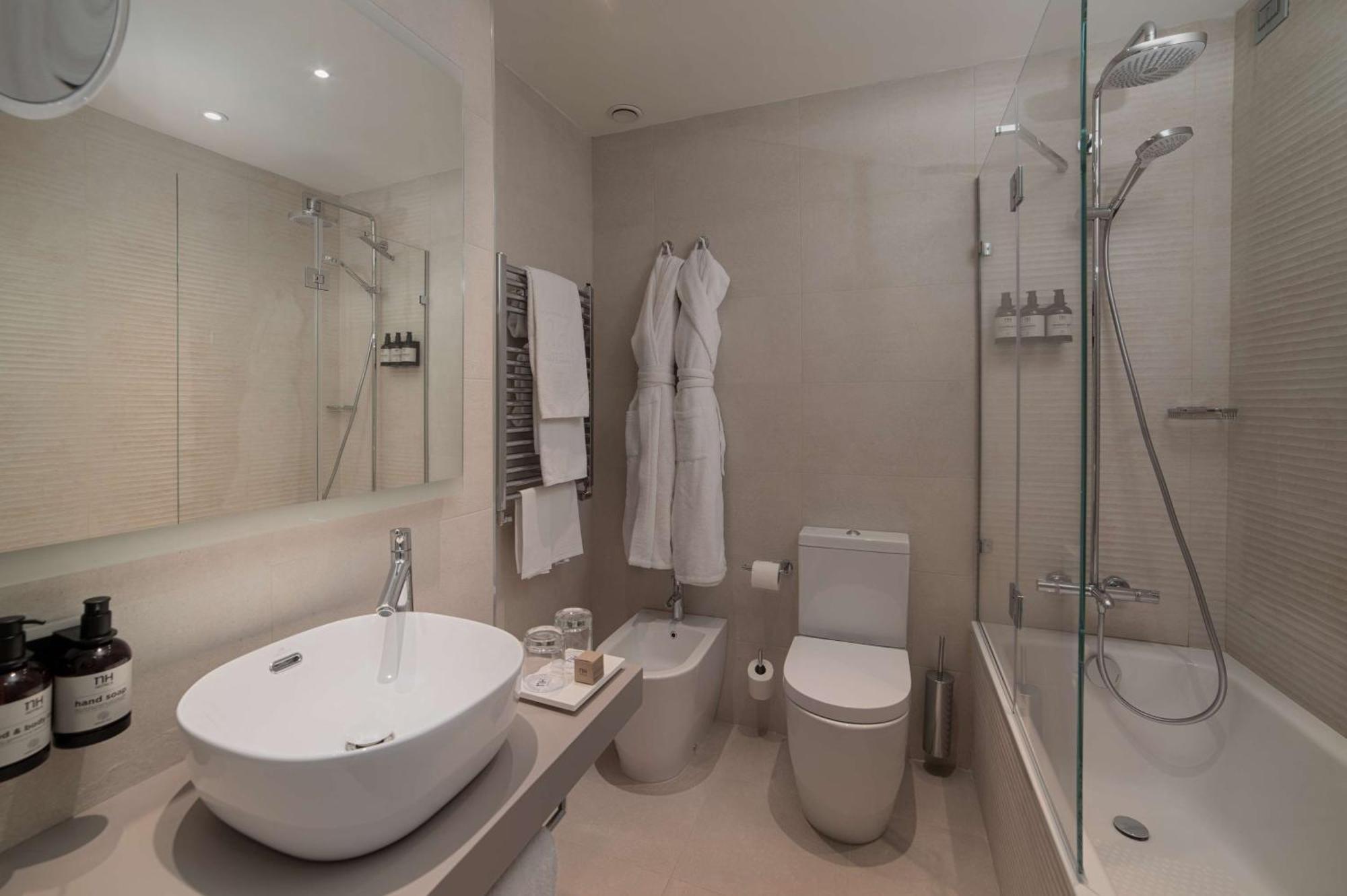 Nh Hotel 4*